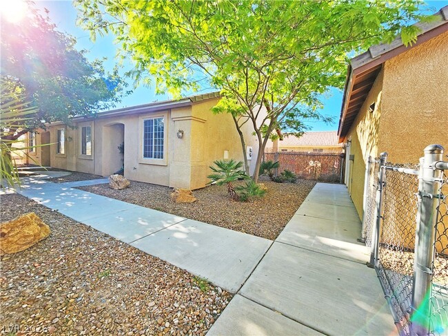 Photo - 1041 Marne Ct