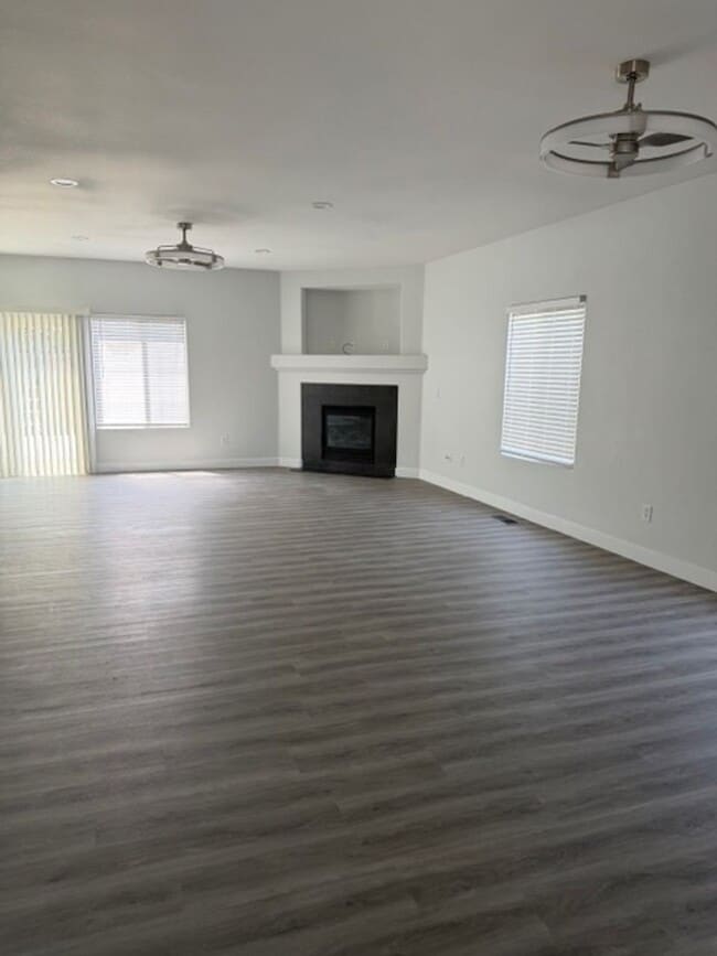 Photo - 1071 Village Knoll Dr