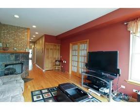 Photo - MUST SEE! BEAUTIFUL, 2 BED/2 BATH3rd FL LAUNDRY, GATED PARKING, FIREPLACE, LOCATED E. GARFIELD PARK!