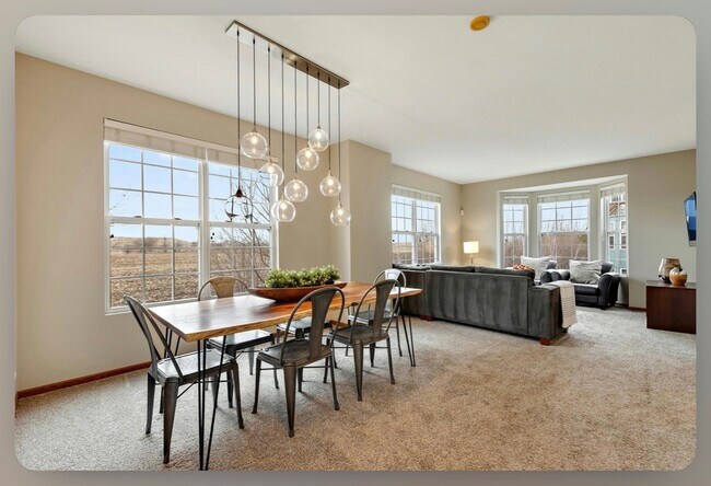 Photo - 81 Thomas Ct