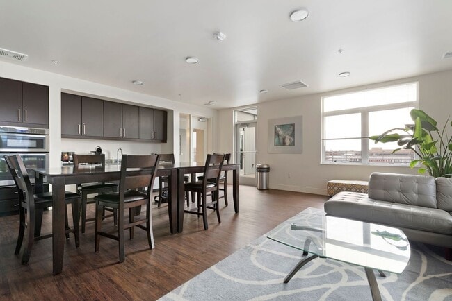 Freshwater Plaza Apartments