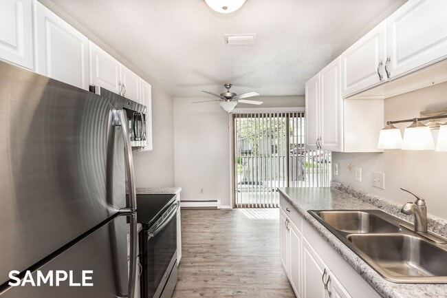 Photo - Willow Crossing Apartments