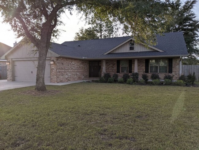 Building Photo - Craftsman-Style 4-Bedroom Home - Winners Gait