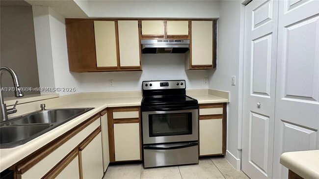 Photo - 1243 SW 46th Ave Unit 1111