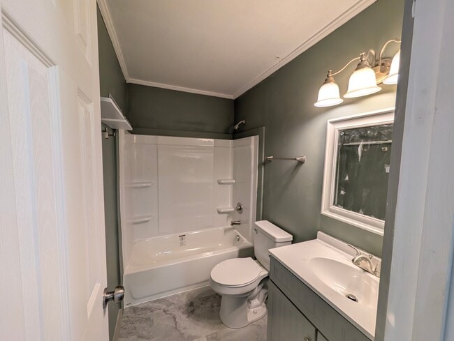 Photo - 1670 W Massachusetts Ave