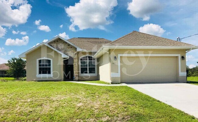 Photo - 1215 Dodwin St E House