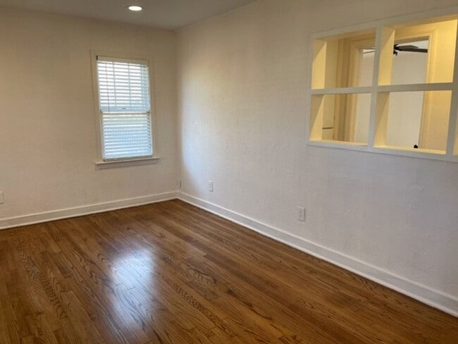 Photo - Great Location - Must See