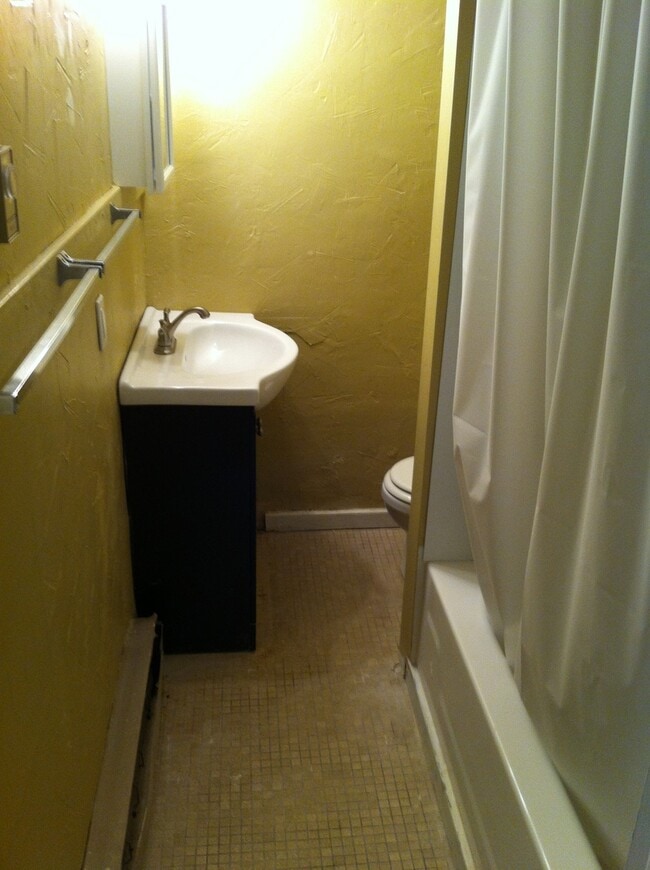 Photo - DOWNTOWN….1 Bedroom With Balcony Unit Apt. D