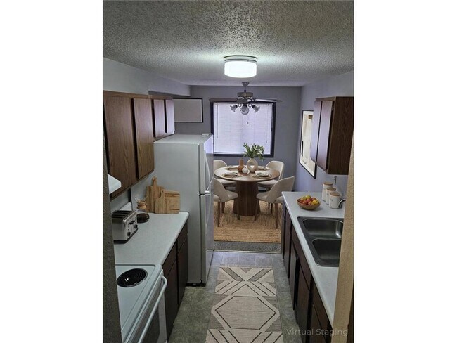 Photo - 10 12th Ave NE Unit #14