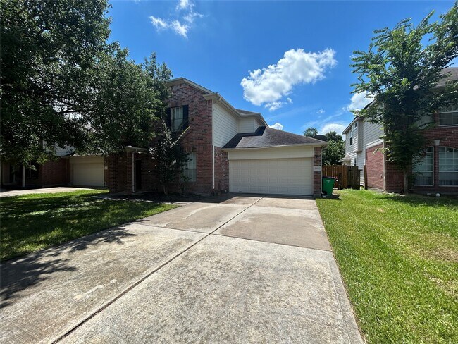 Photo - 2822 Green Lodge Cir