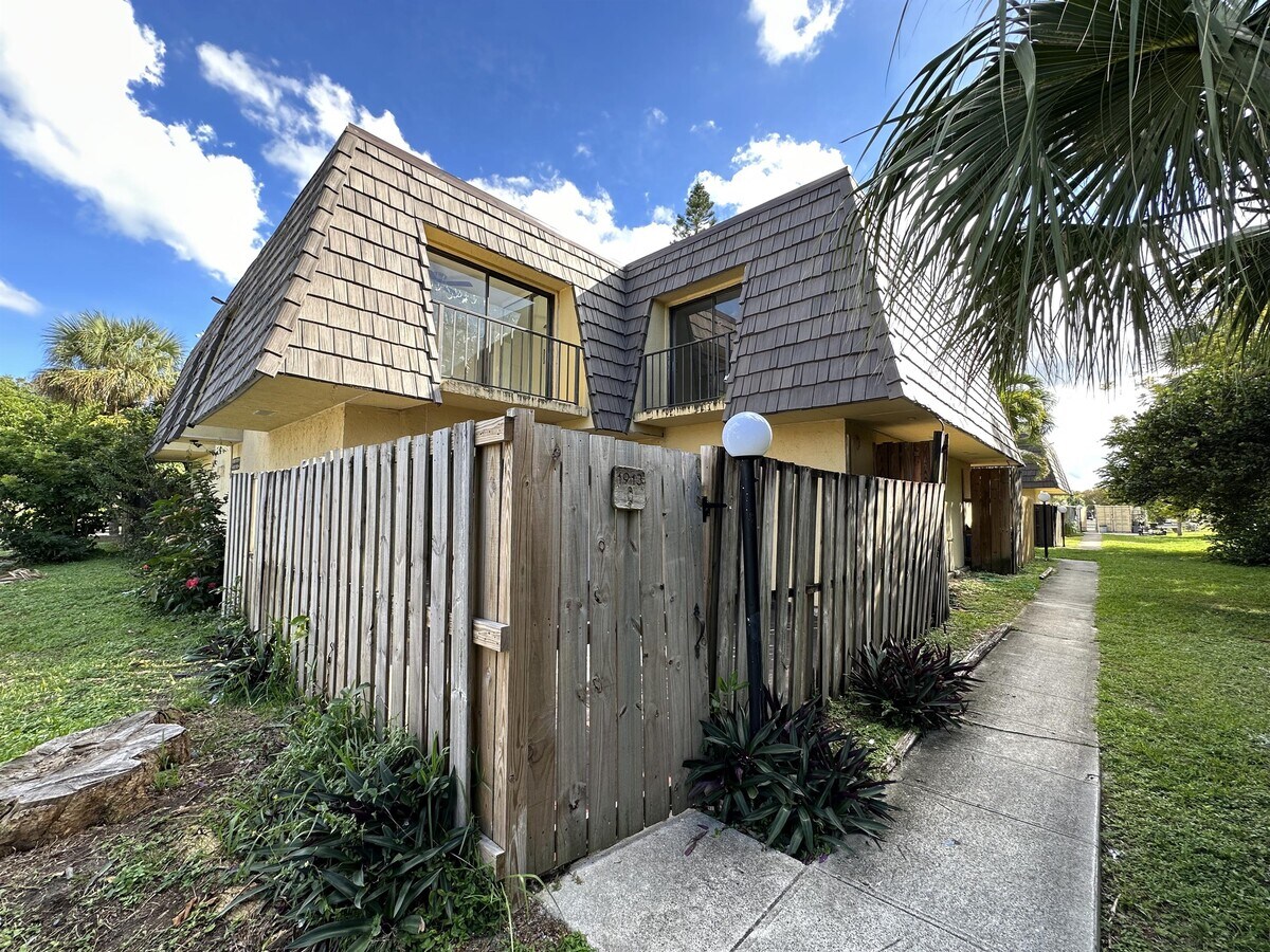 Photo - 1913 N Congress Ave