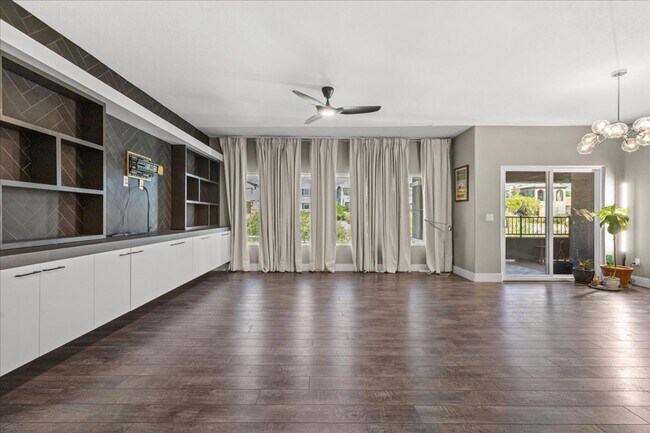 Photo - Elegant Summerlin 2 Bedroom Retreat with Designer Finishes