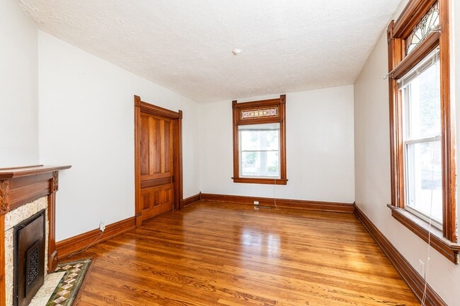 Photo - Hudson Ave. Unidad 1