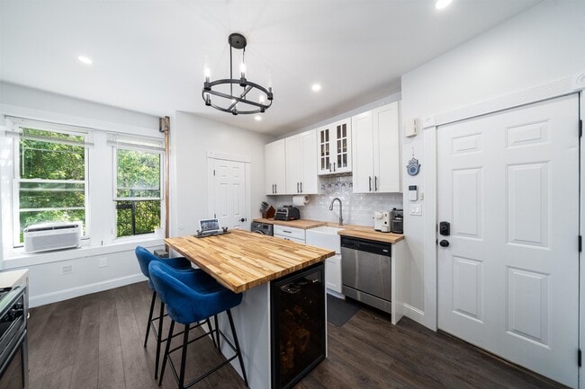 Photo - 813 Willow Ave Unit 2N