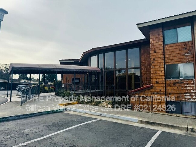 Photo - 375 Clifford Ave Unidad #207