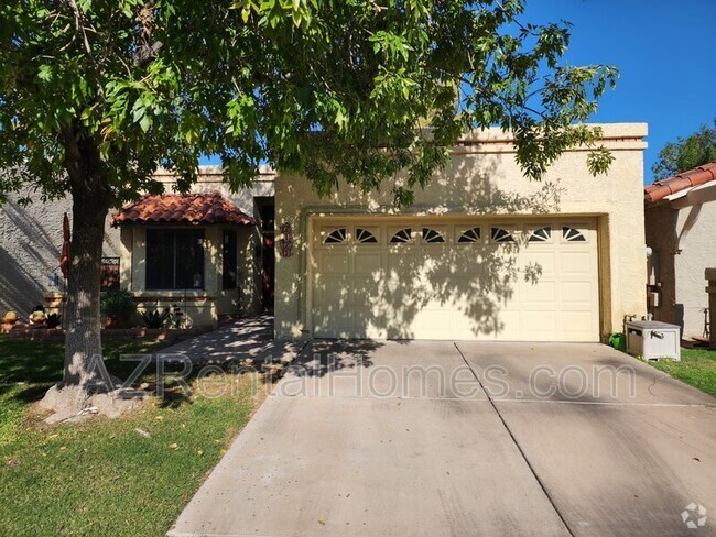 Building Photo - 2723 S Santa Barbara Rental