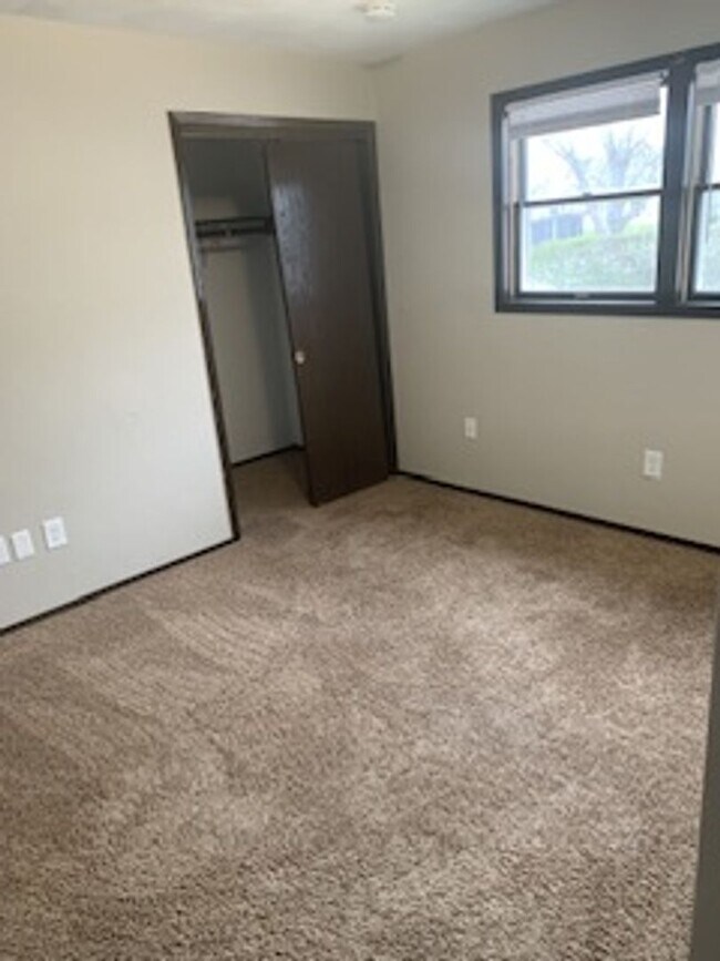 Photo - 400 3rd Ave SW Unit 400 3rd Ave SW -  3