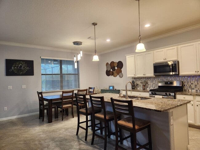 Photo - 17229 Blue Rdg Pl