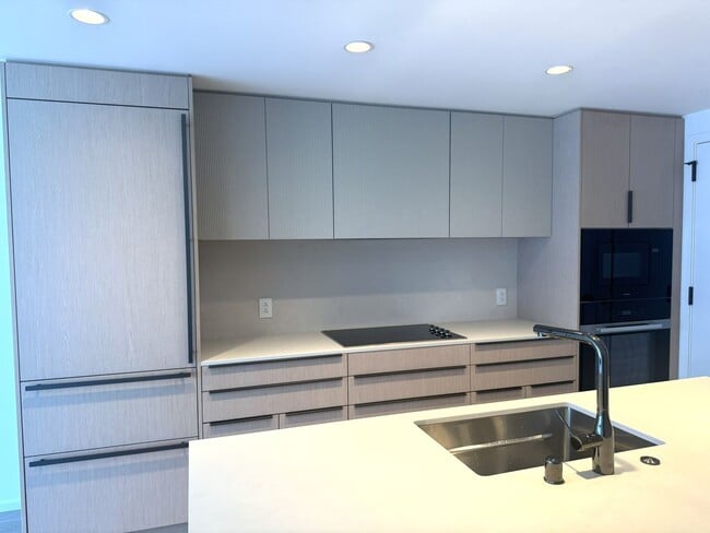 Photo - The Park Ward Village - High Floor One Bedroom, One Bath, Den with Ocean Views! Unit 3006