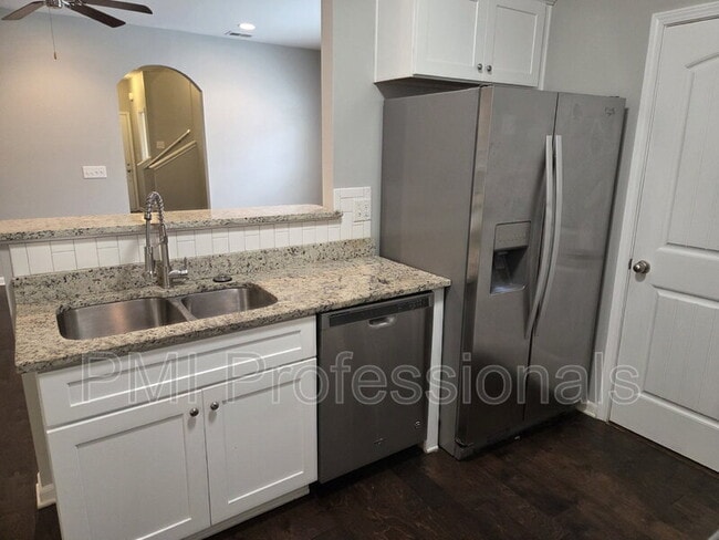 Photo - 2293 Cason Ln