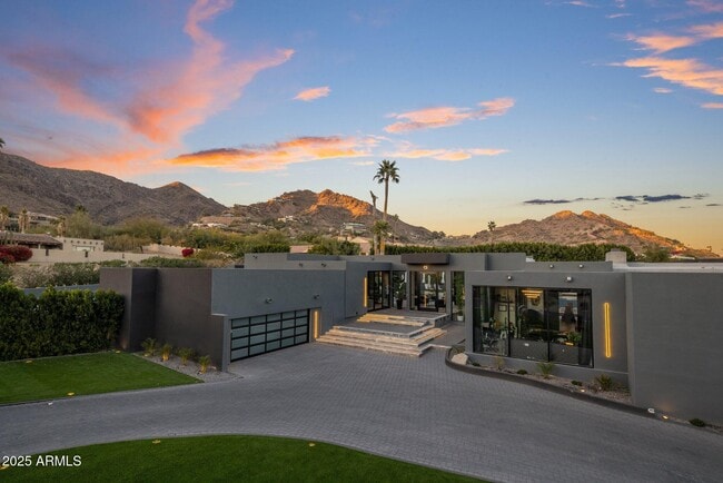 Building Photo - 7223 N Black Rock Trail Rental