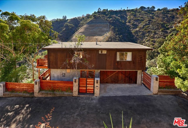 Building Photo - 8040 Highland Trail Rental