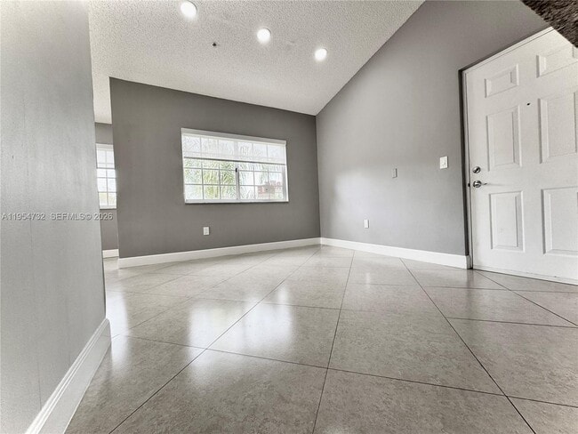 Photo - 2133 Renaissance Blvd Unidad 307