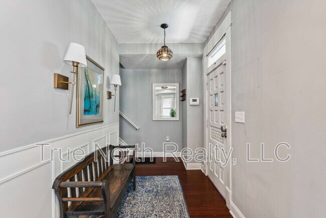 Photo - 693 Wilson Ave