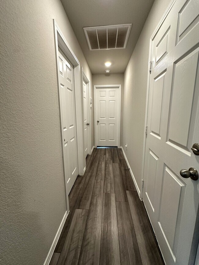 Photo - 2518 Merganser Dr