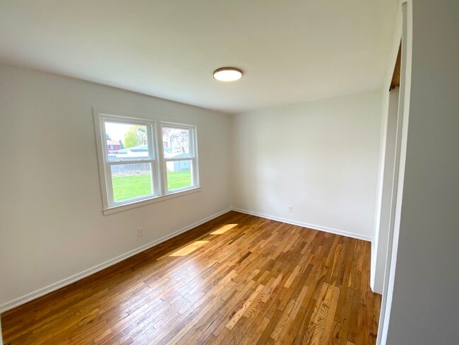 Photo - 58 Waddell Rd