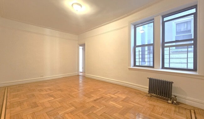 Photo - 165 Pinehurst Ave Unit 2C