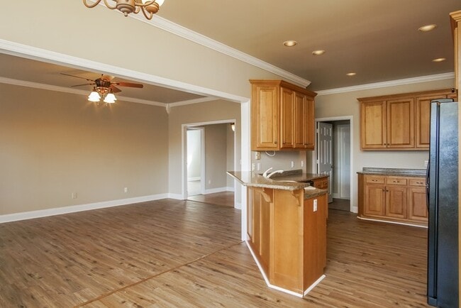 Photo - 223 Duck Creek Dr