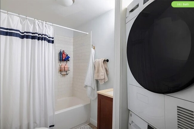 Building Photo - 163 F St Unit 1