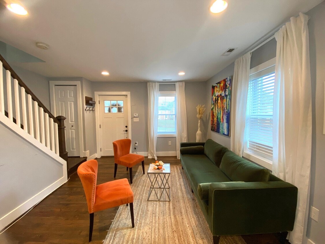 Photo - 1500 Howard Rd SE (Washington, DC)