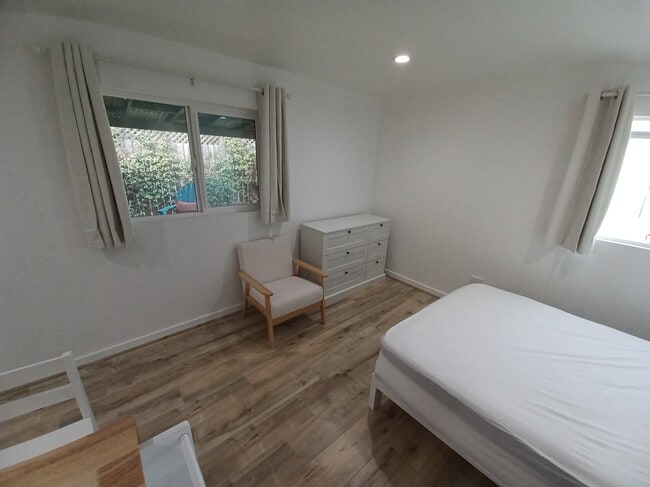 Photo - 3125 Curts Ave Unit Studio