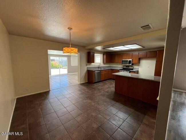 43770 Santa Rosa Cir