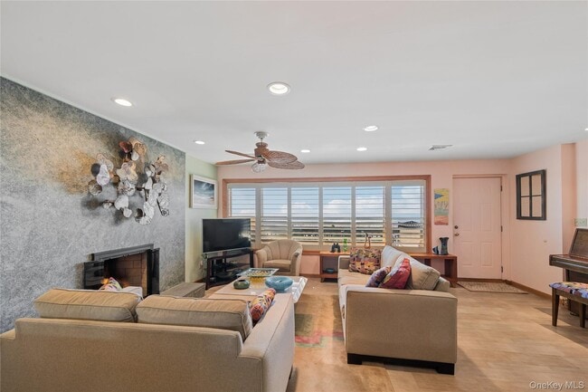 Photo - 615 Oceanfront