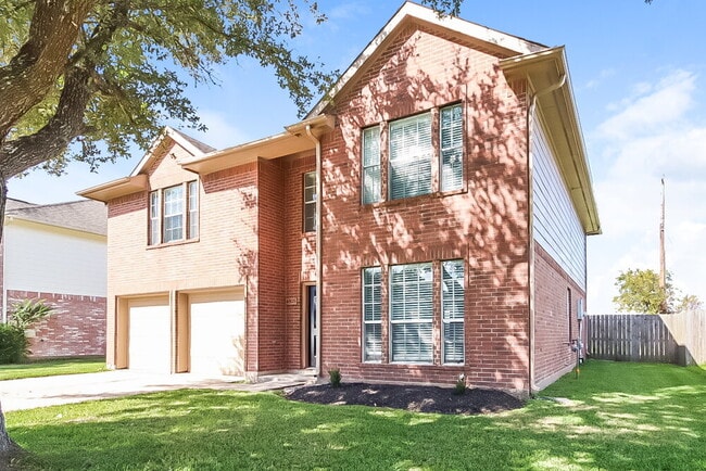 Building Photo - 4805 E Parma Dr