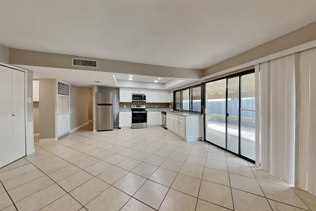Photo - 5119 Cairnleigh Dr