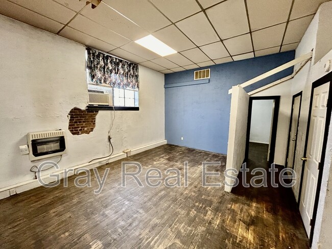 208 E MAIN, APT #2 (BILLS PAID- not includ... - 208 E MAIN, APT #2 (BILLS PAID- not includ...