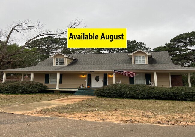 Building Photo - Hwy 334 Just south of Hwy 6