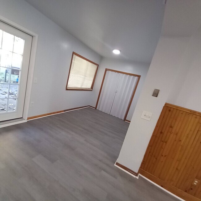317 19th St Unidad 1st floo