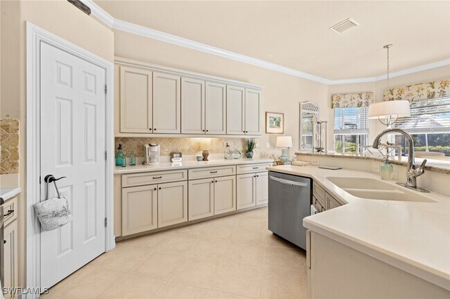 Photo - 6737 Bent Grass Dr