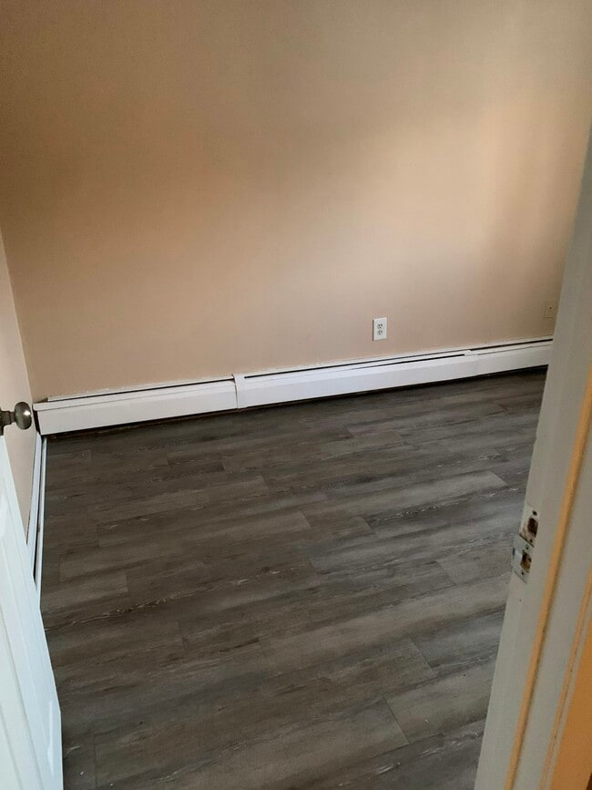 Photo - 819 Westminster Hill Rd