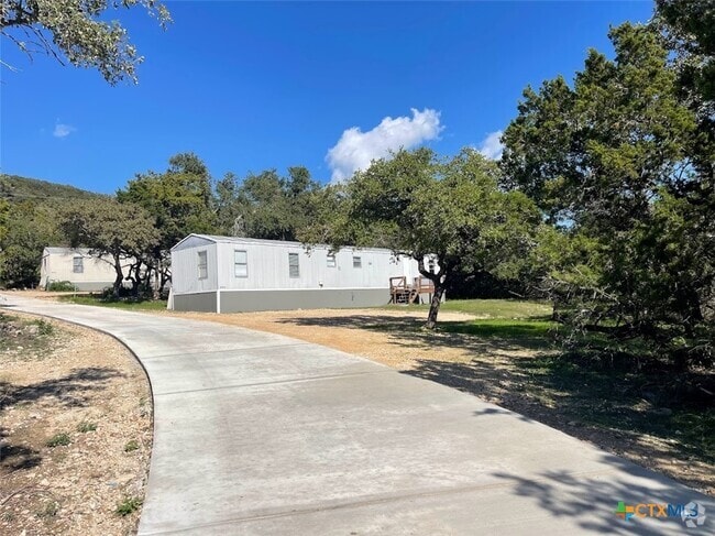 Building Photo - 377 Buck Trail Rental