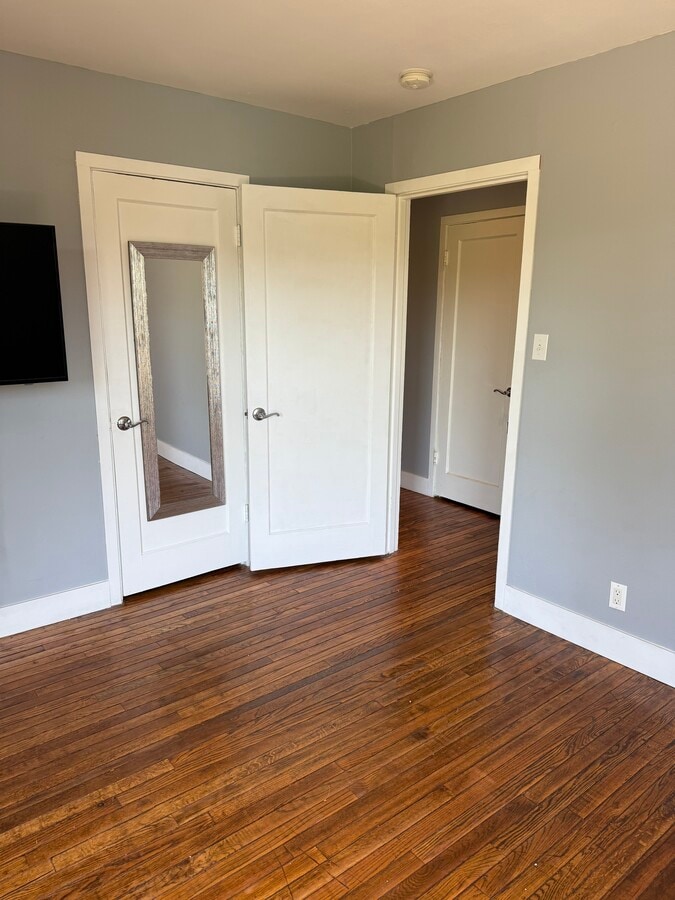 Photo - 227 Jewell St