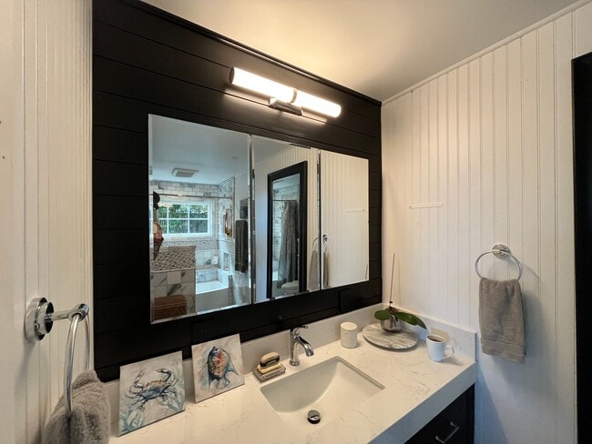 Photo - Exceptional Luxury One Bedroom Fully Furnished - Morro Bay w/Views