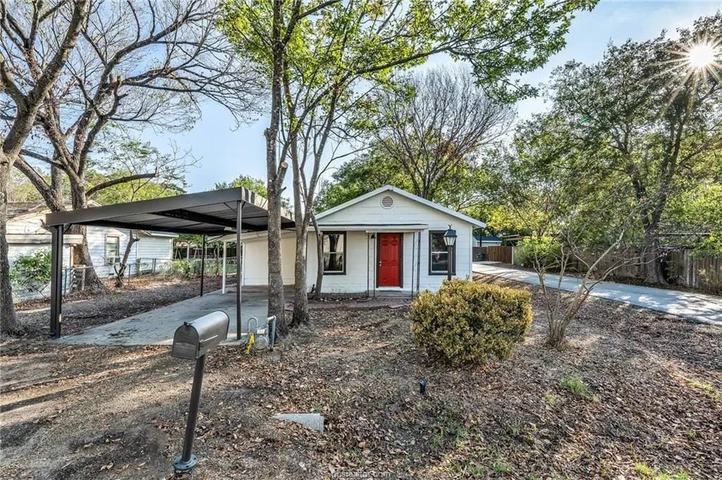 Photo - 2707 Cliff St