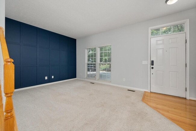 Photo - 7333 Althorp Way