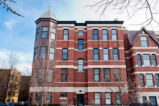 Photo - 1449 N Wicker Park Ave Apartment Unit 402